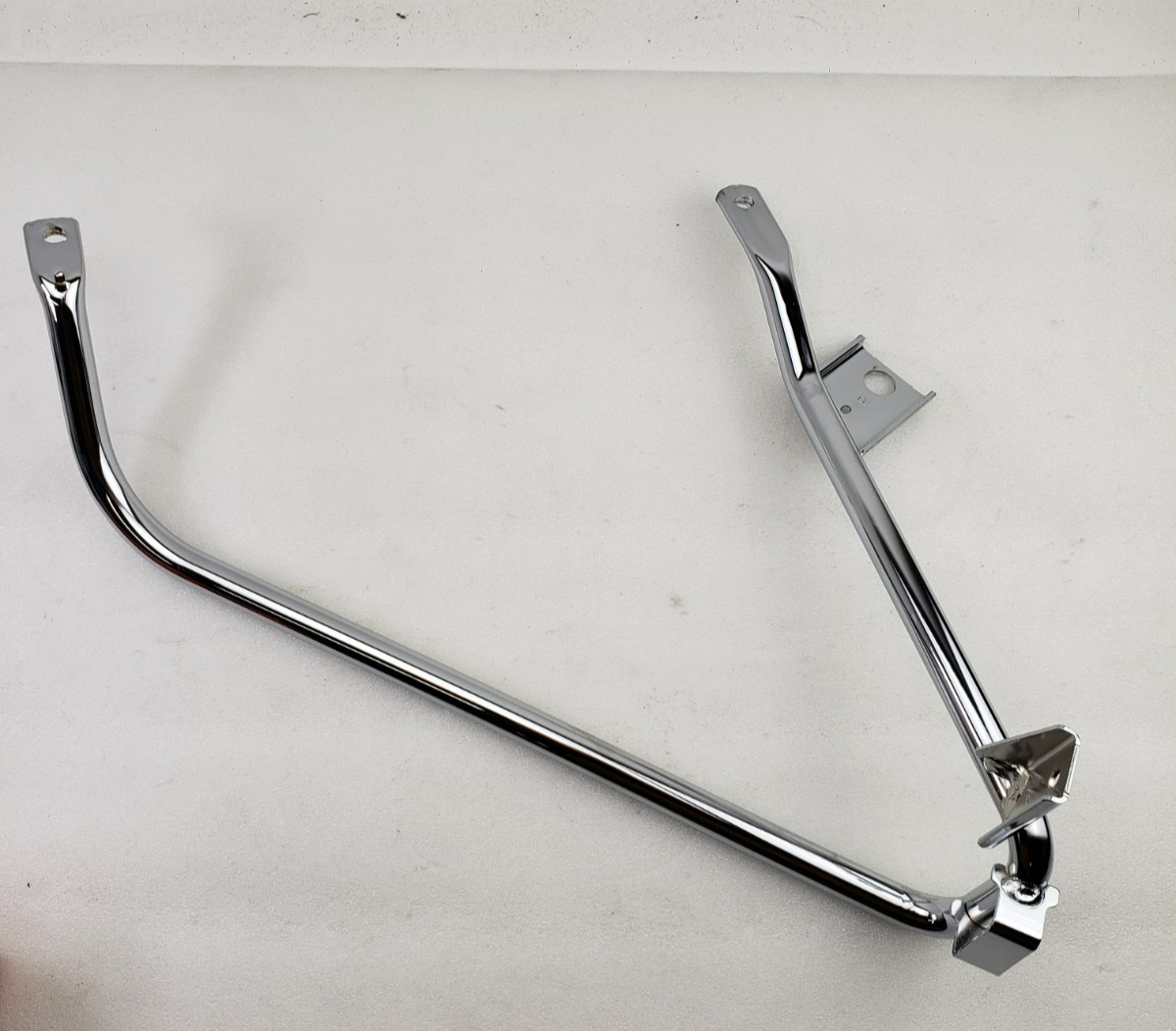 Harley 49207-09A Right Saddlebag Support Bracket Chrome OEM 09-13 Touring Models10