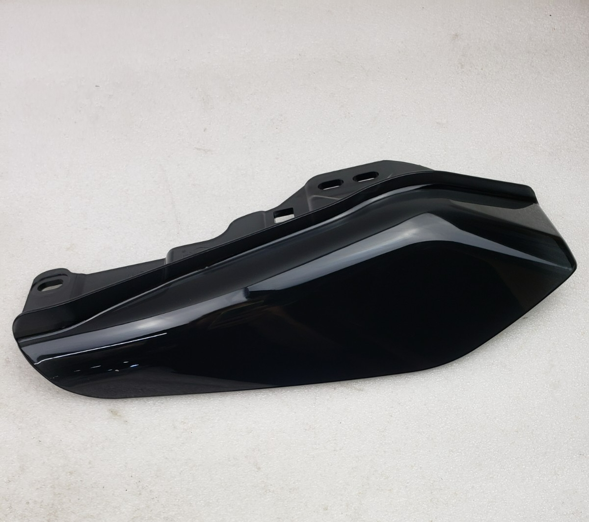 Harley-Davidson 57200245 Mid Frame Air Deflector Engine Kit 20-23 Touring CVO12