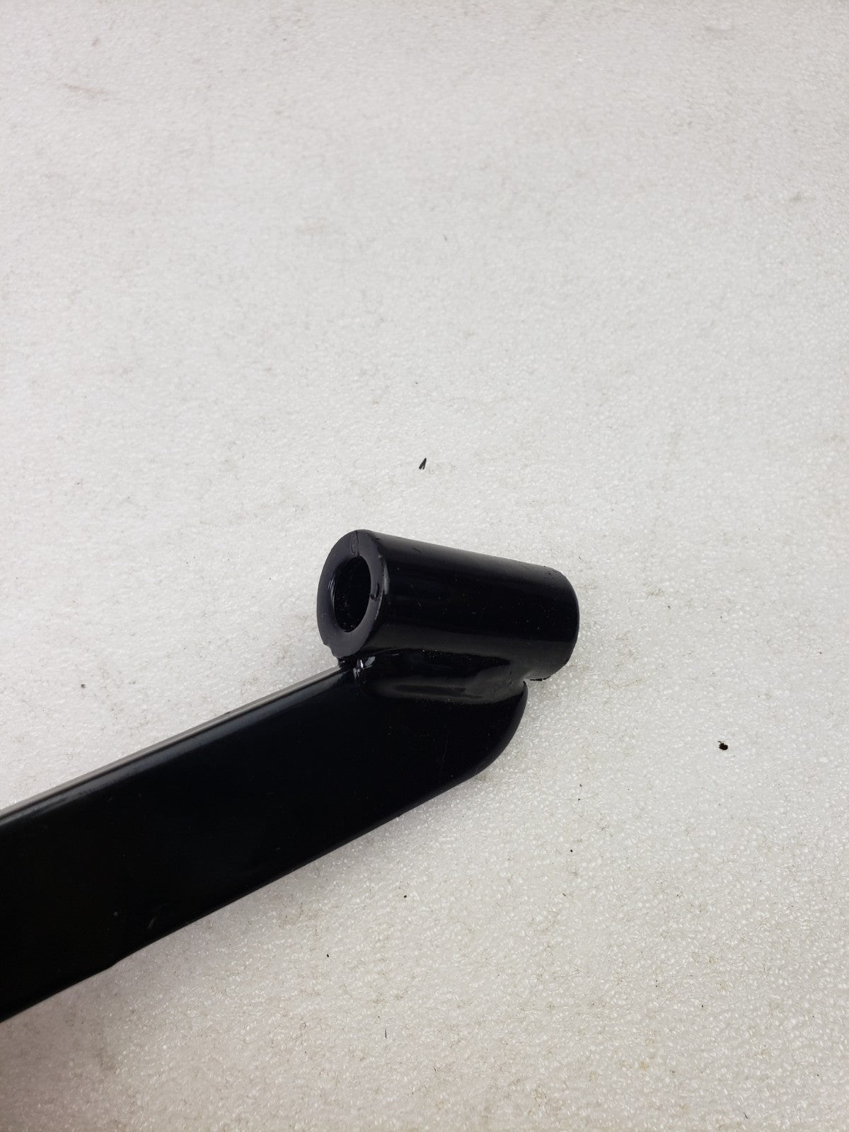 Harley 47200302A Front Floorboard Support Bracket for 17-Up Touring Model8