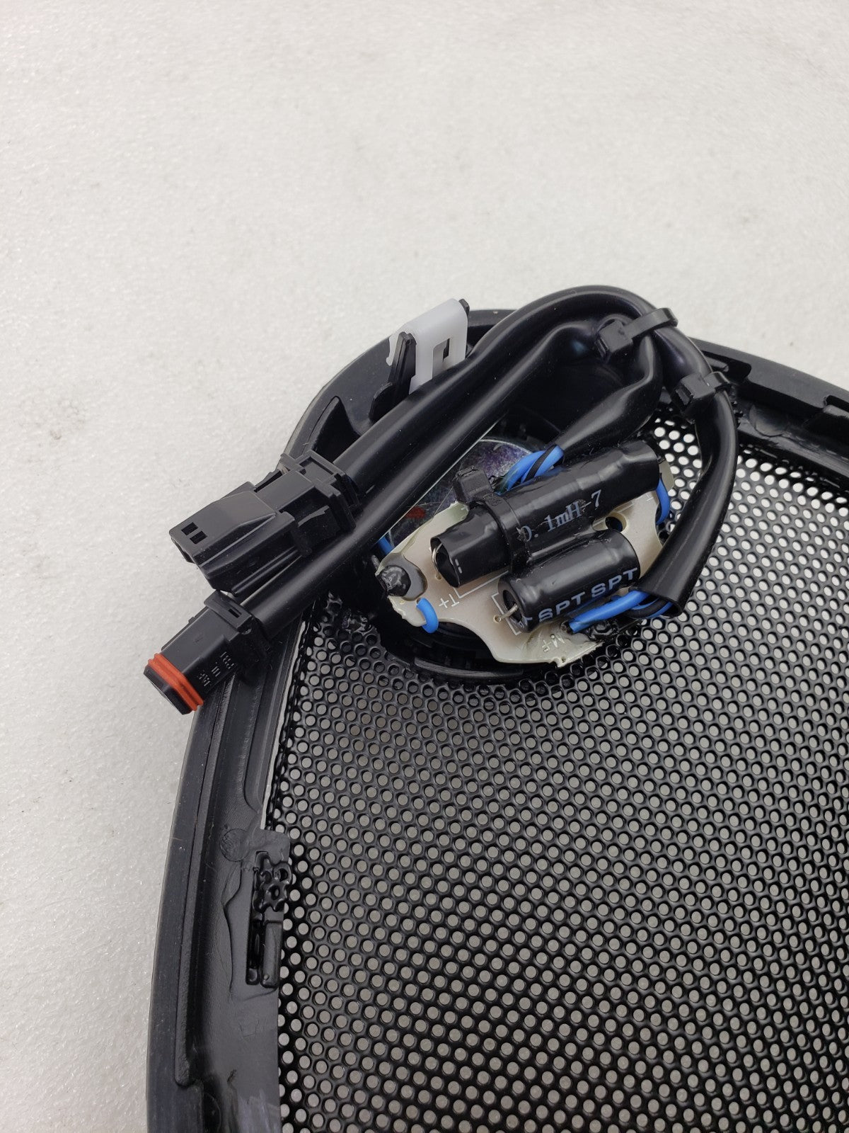 Harley-Davidson 76000791 RH Stage II Audio Speaker Grille Cover Road Glide8