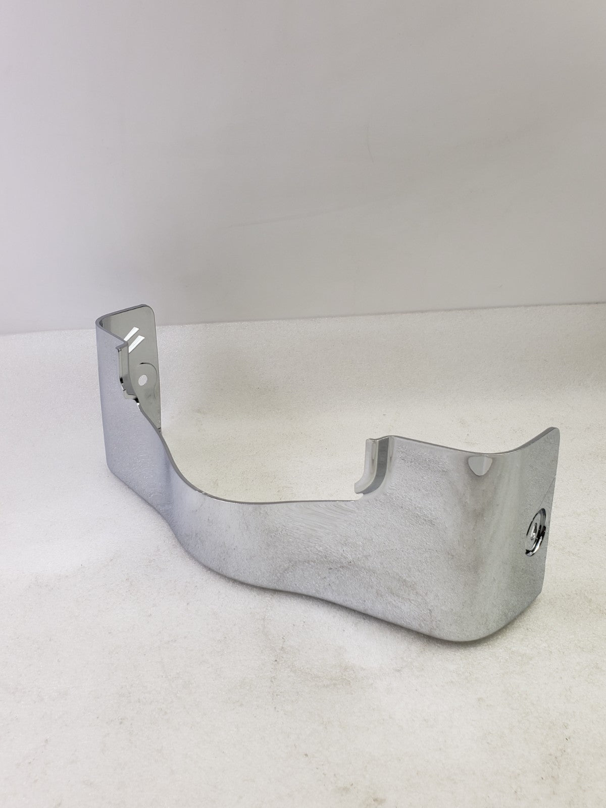 Harley 57000412 Chrome Front Outer Fairing Skirt for 15 25 Road Glide Models8