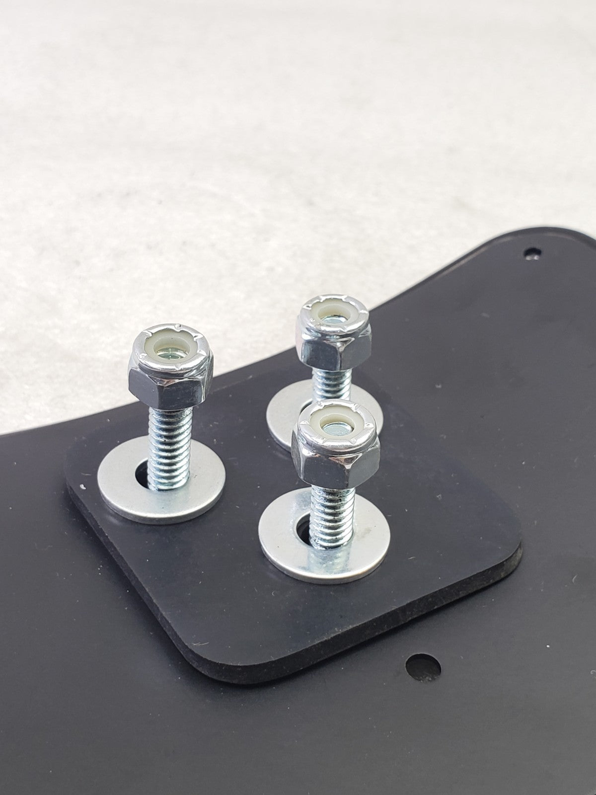 Drag Specialties 2030-0628 Three-Bolt License Plate Mount For Harley-Davidson9