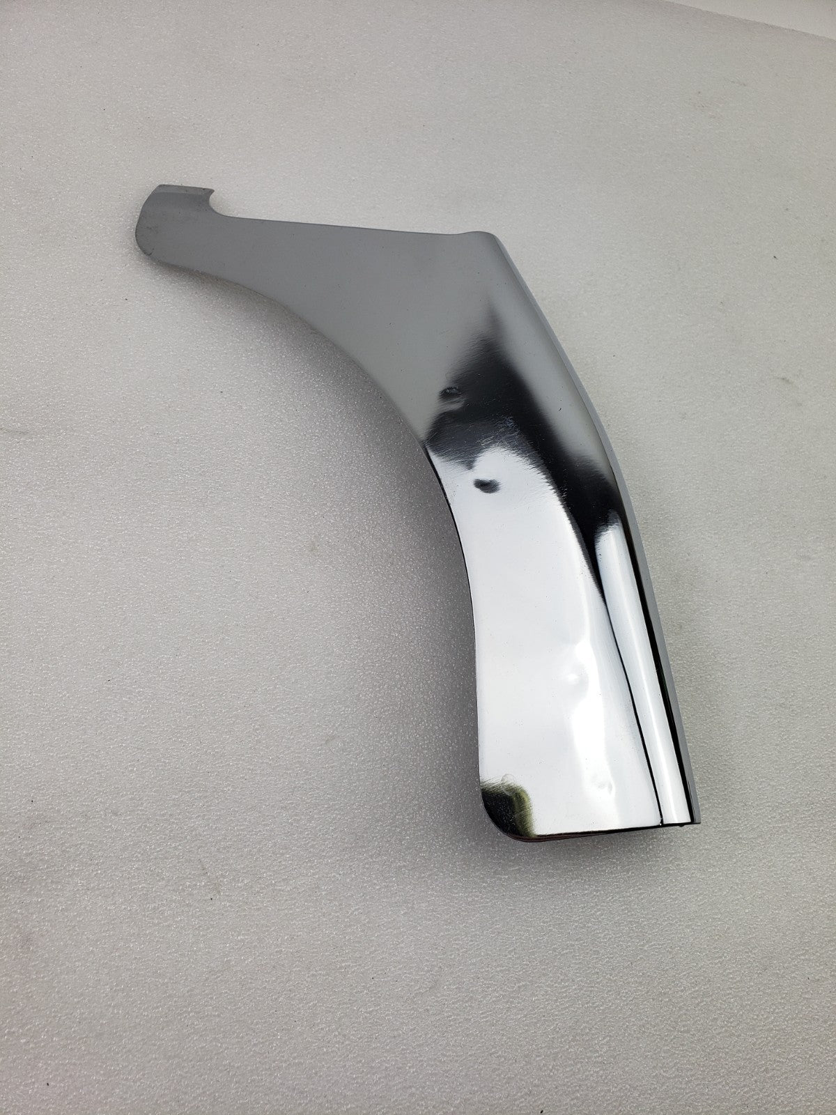 AMF Harley-Davidson 65707-77 Chrome-Plated Left Vertical Exhaust Heat Shield Kit10