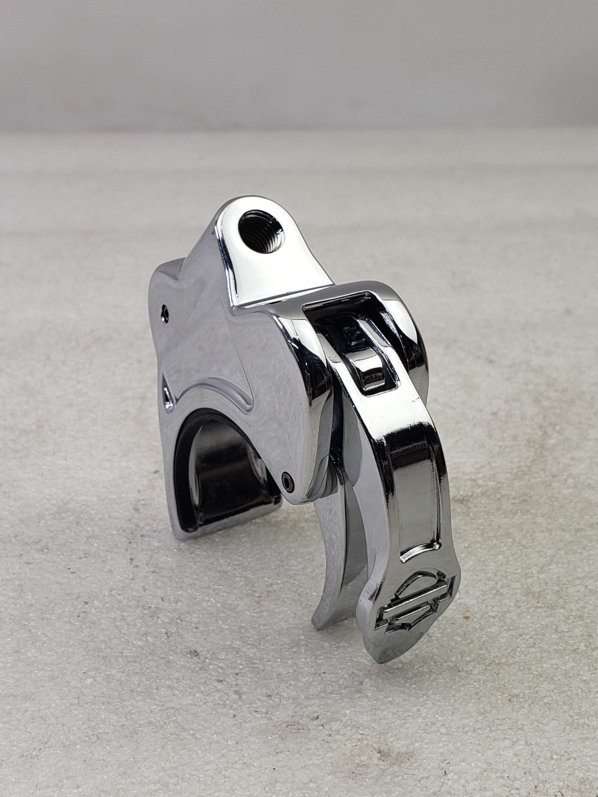 Harley Davidson OEM 57400464 41mm Quick Release Windshield Clamp Chrome6