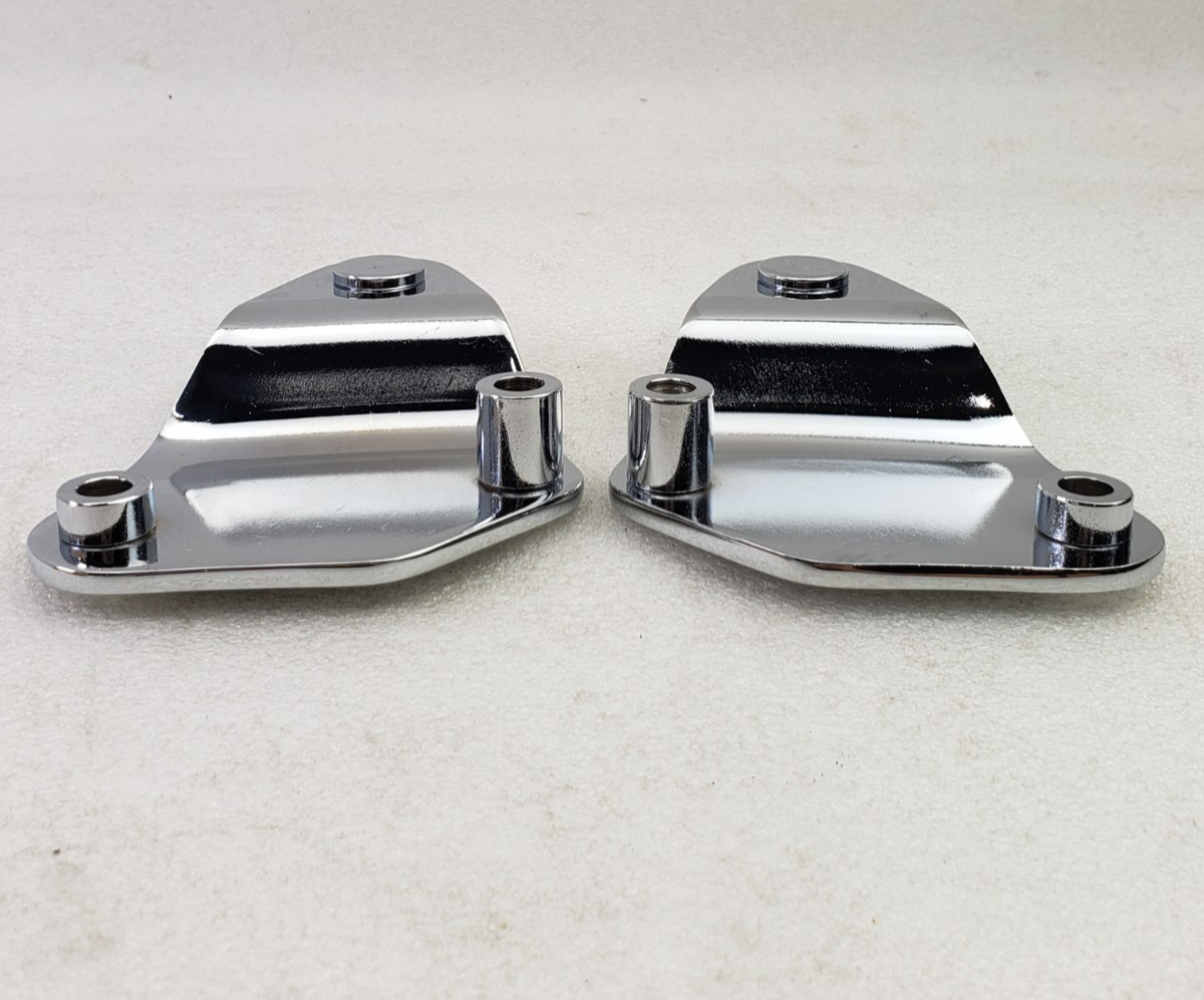 Harley-Davidson 54030-09 Chrome 2-Point Docking Hardware Kit for 09-13 Touring3
