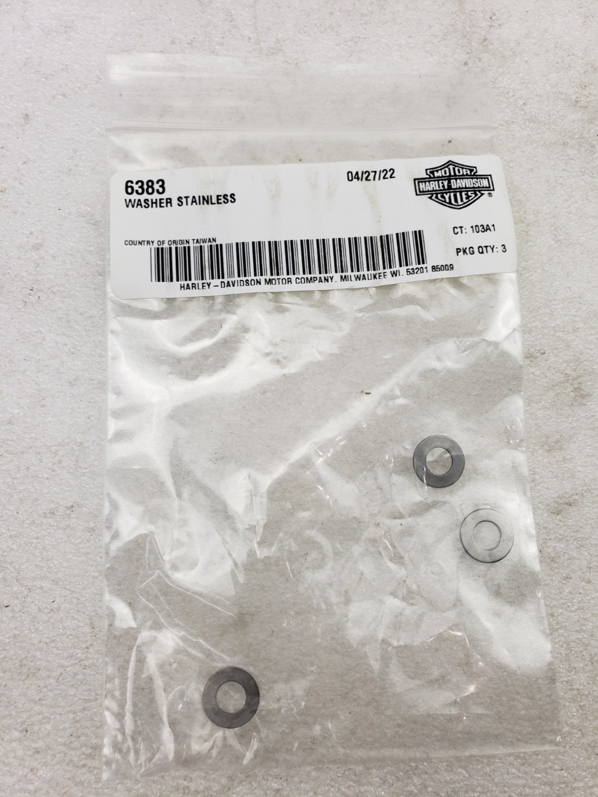 Harley 61400224 Billet Windshield Trim with Washers For 14-Later Touring Batwing4