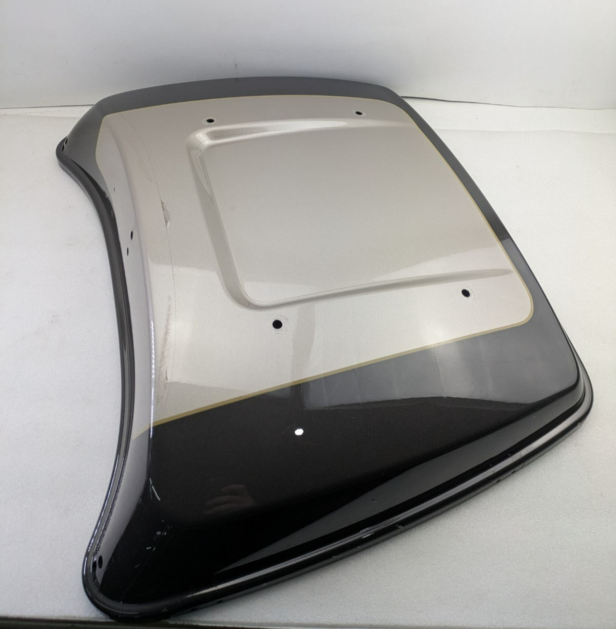 Harley-Davidson 2023 Road Glide Limited Tour-Pak Lid Gray Haze Silver Fortune5