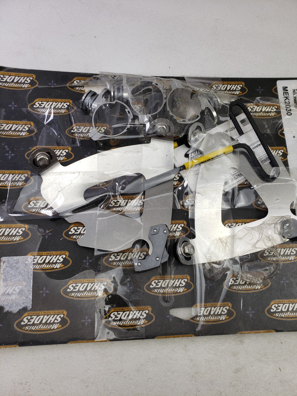 Memphis Shades MEK2030 Road Warrior Mount Kit Harley Softail INCOMPLETE Open Box6