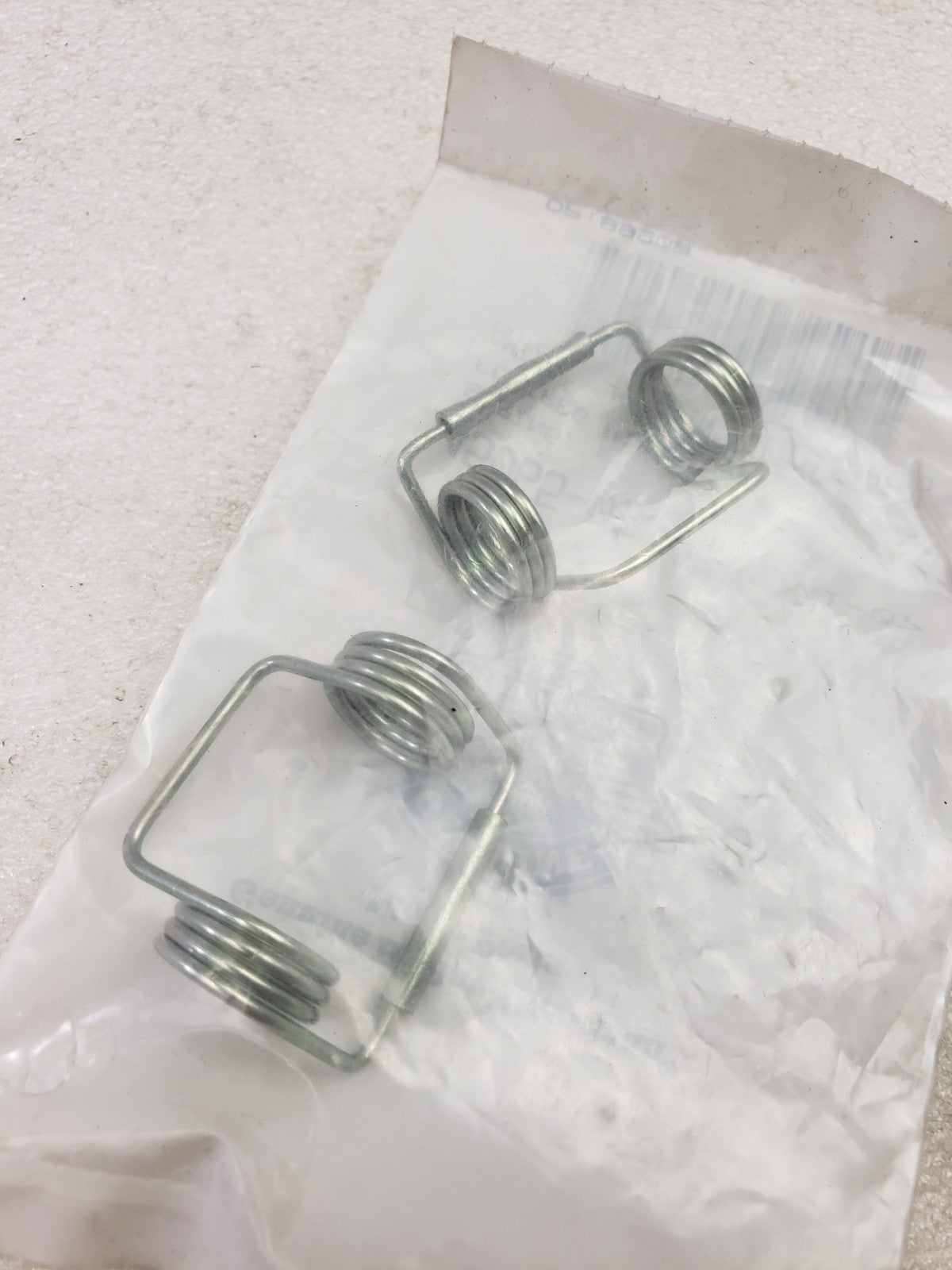Harley-Davidson 45065-06 Footpeg Pivot Pin Spring 2pk For 06-13 VRod & Sportster5