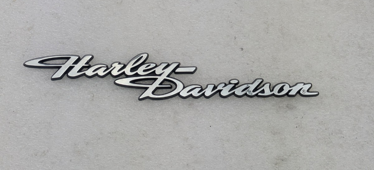 Genuine OEM Harley-Davidson Tri-Glide Trike Trunk Emblem Script Stick On0