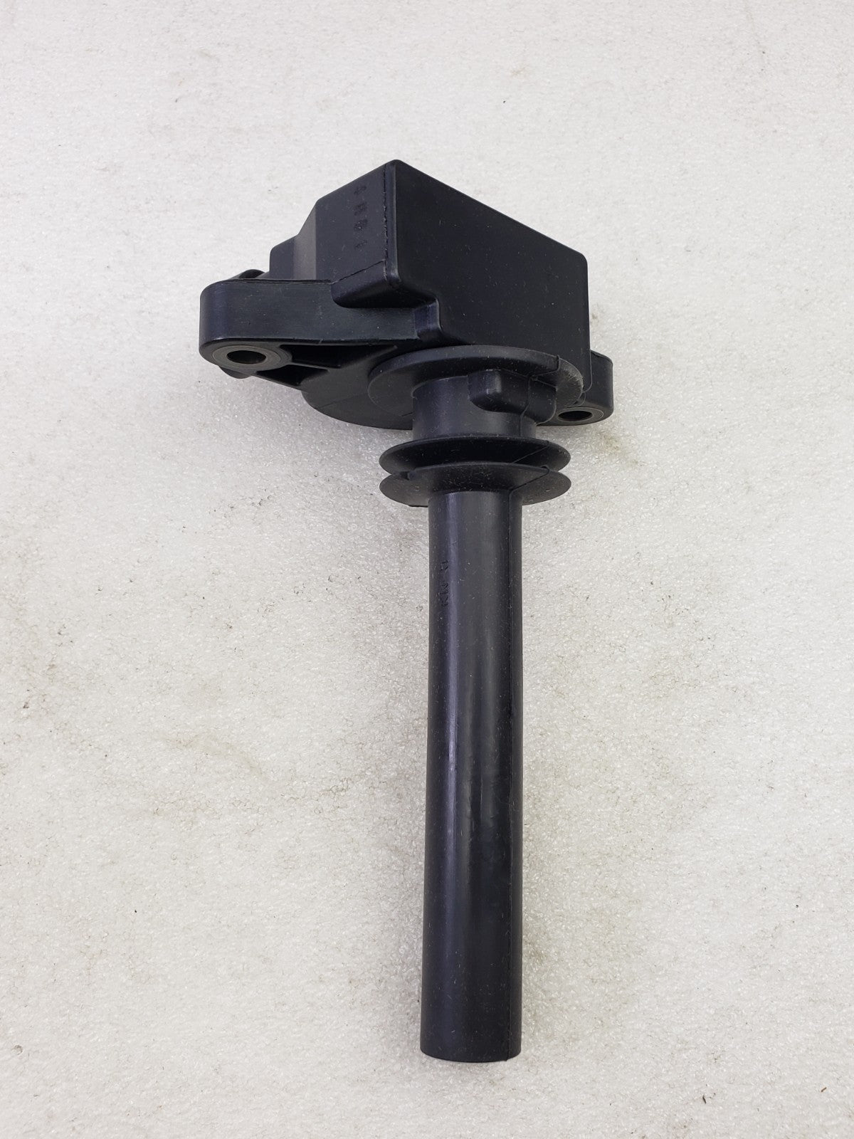 Harley-Davidson 32477-01 Plug Top Coil and Boot Assembly For 02-17 V-Rod Models0
