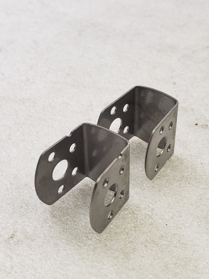 Harley Davidson 50500705 Passenger Footpeg Detent Plate Pair M8 Softail Models3