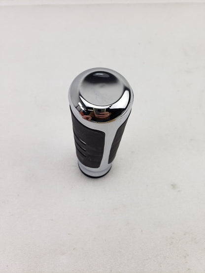 Genuine Harley-Davidson 56100050 Right Streamliner Collection Heated Hand Grip6
