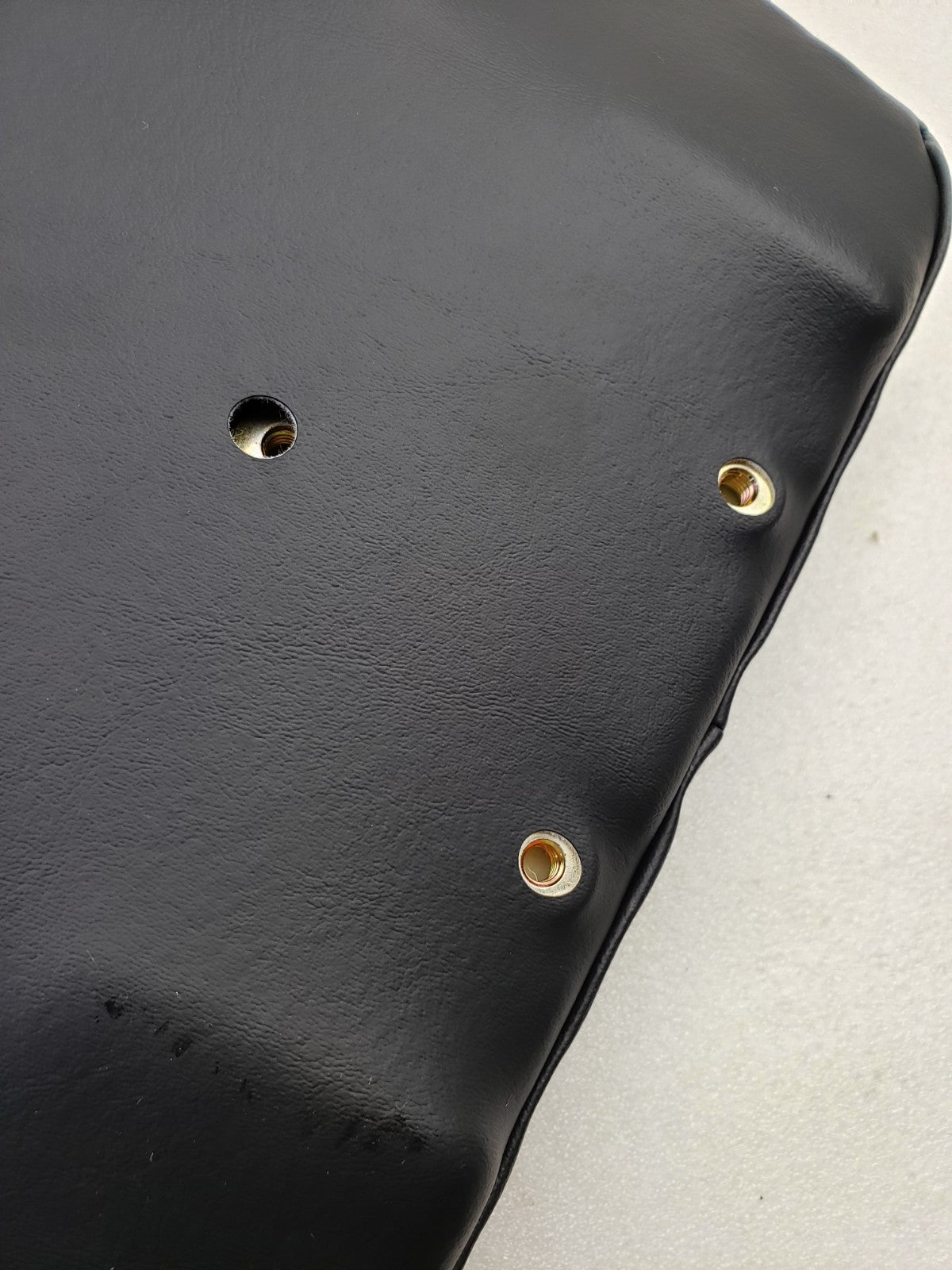 Harley-Davidson OEM 52347-97 Passenger Sissy Bar Large Backrest Pad Black11