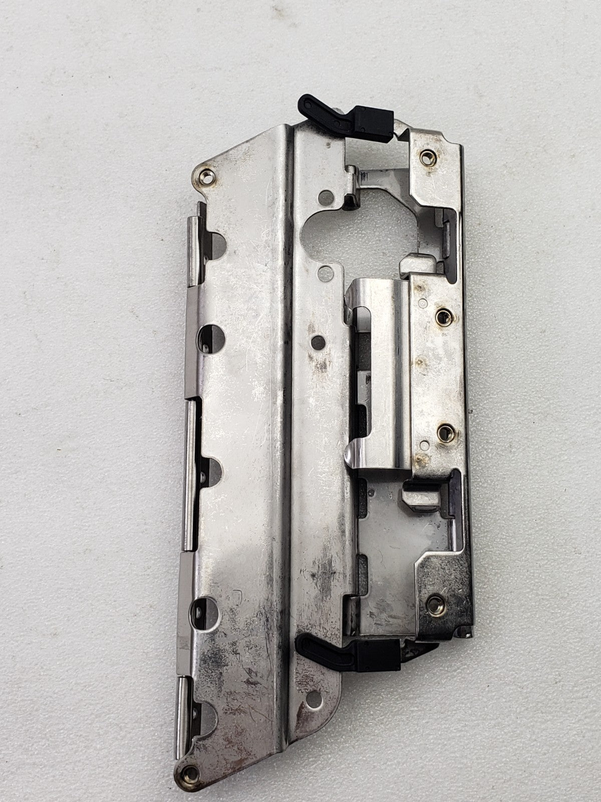 Harley 90664-93 Left Hand Saddlebag Latch for Electra Glide & Road King Models4