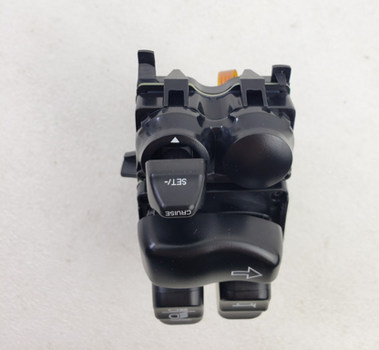Harley 71500564 LH Switch Pack Control Module OEM for Road King FLHR & FLHRXS2
