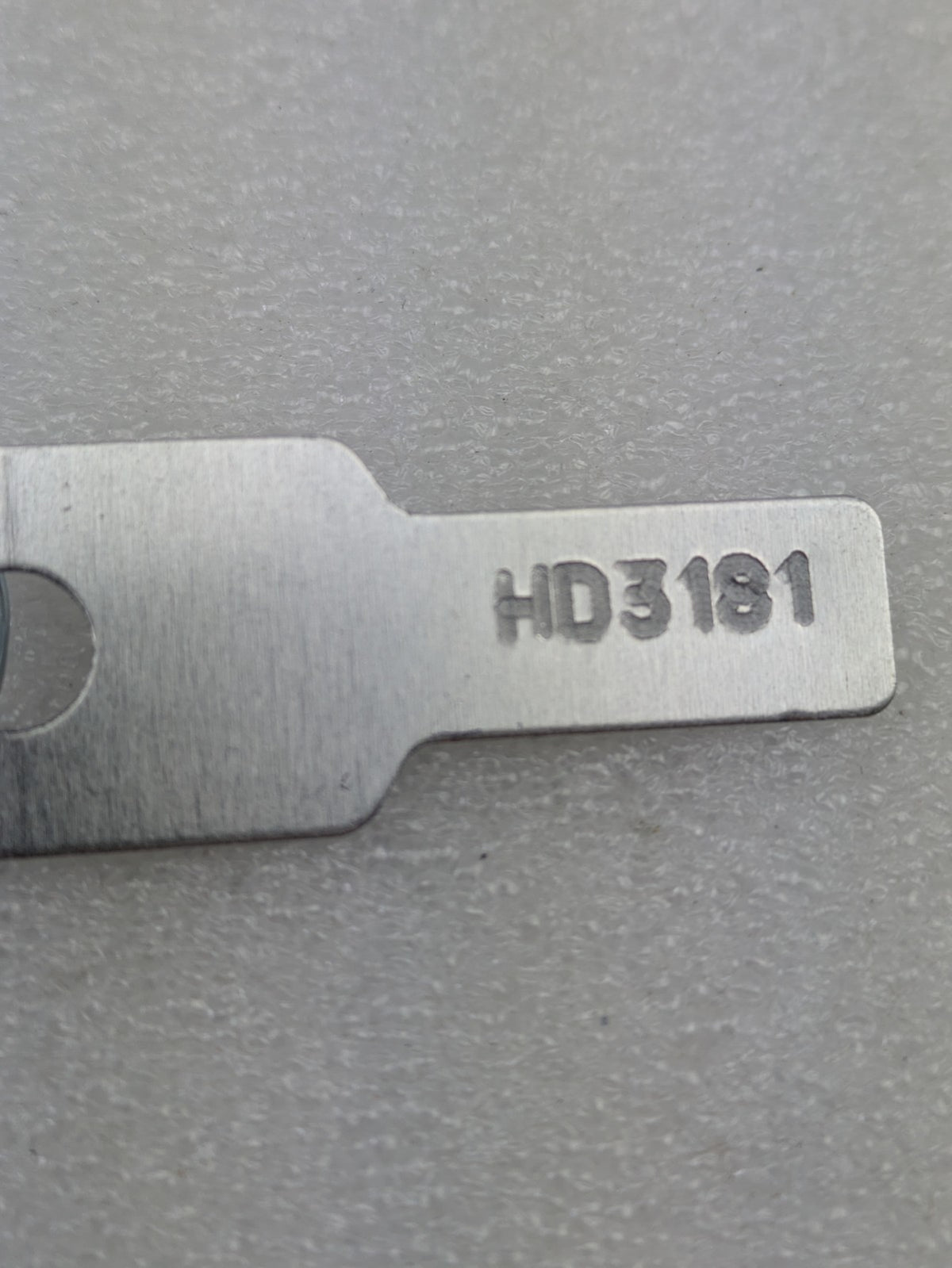 Genuine OEM Harley-Davidson Barrel Key Set Pair 71452-91A / 90300043 CODE: 31811