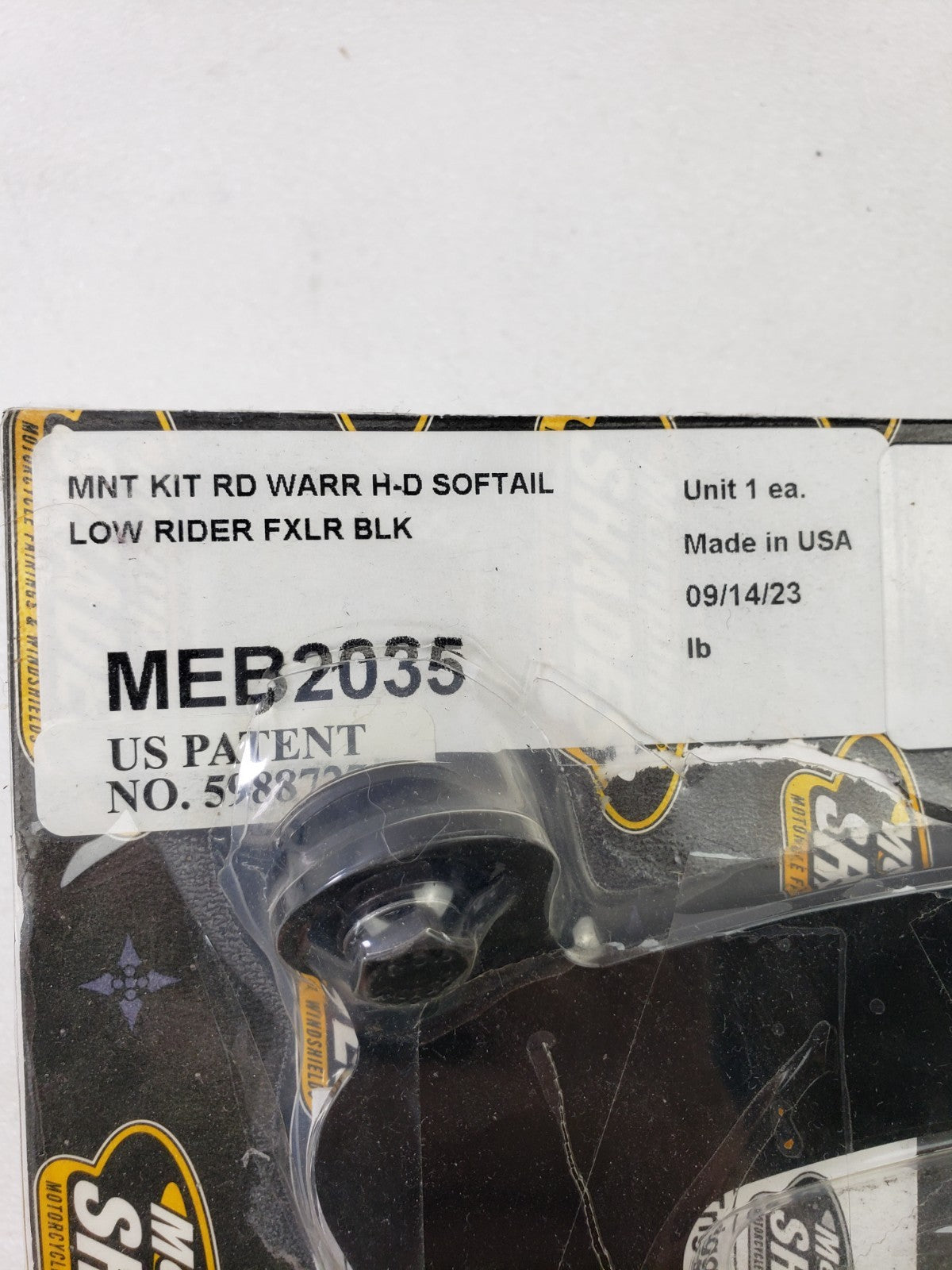 Memphis Shades MEB2035 Trigger-Lock Mount Kit For 18-20 Harley Softail Low Rider1