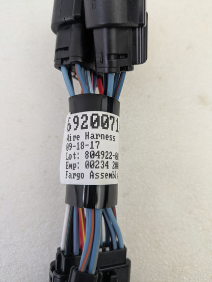 Harley-Davidson Touring Boom Audio Rear Speaker Interconnect Harness 692007141