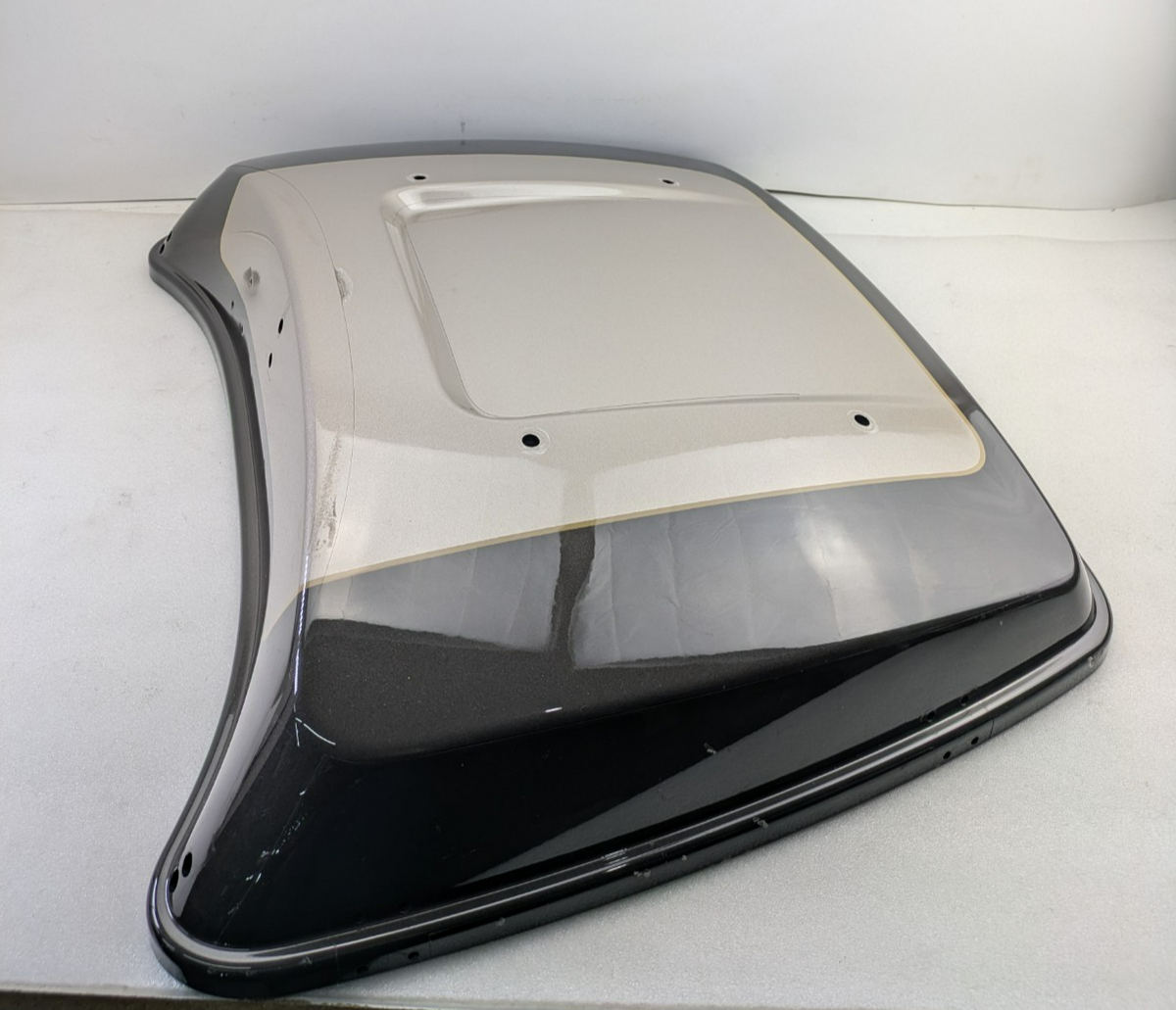 Harley-Davidson 2023 Road Glide Limited Tour-Pak Lid Gray Haze Silver Fortune4