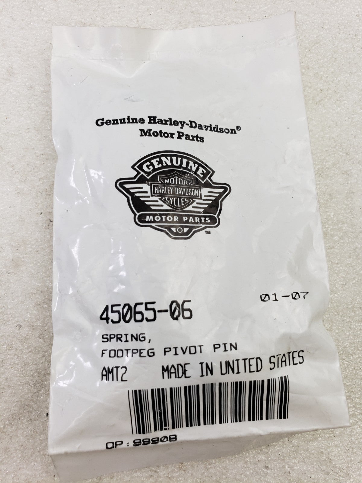 Harley-Davidson 45065-06 Footpeg Pivot Pin Spring 2pk For 06-13 VRod & Sportster2
