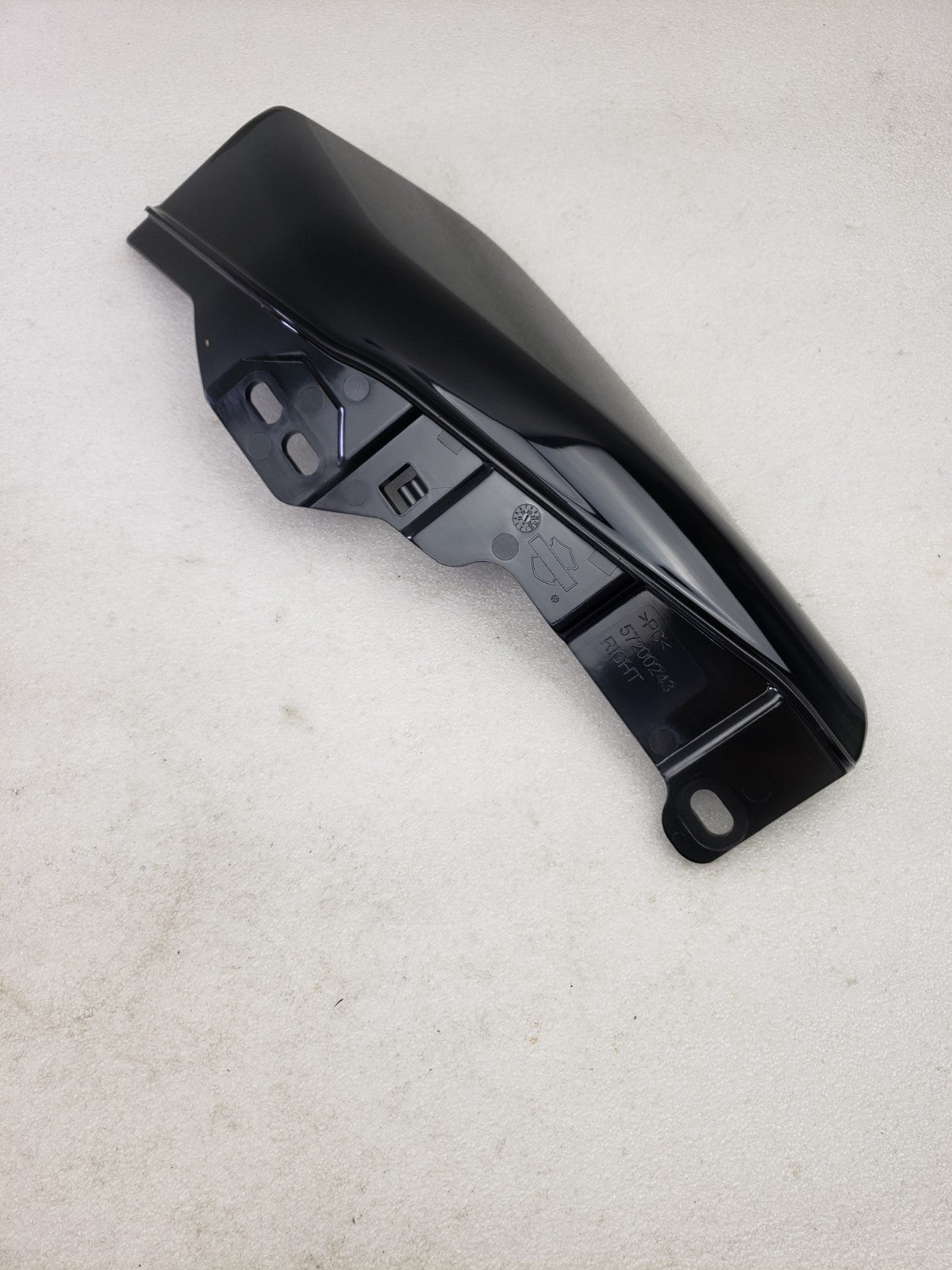 Harley-Davidson 57200245 Mid Frame Air Deflector Engine Kit 20-23 Touring CVO8