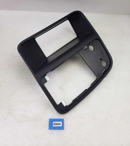 Harley Davidson 57100171 RH Lower Fairing Fascia for 2014 Up Touring Models0