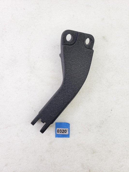 Harley-Davidson 49224-06A RH Passenger Footpeg Support for 06–17 Dyna Models0