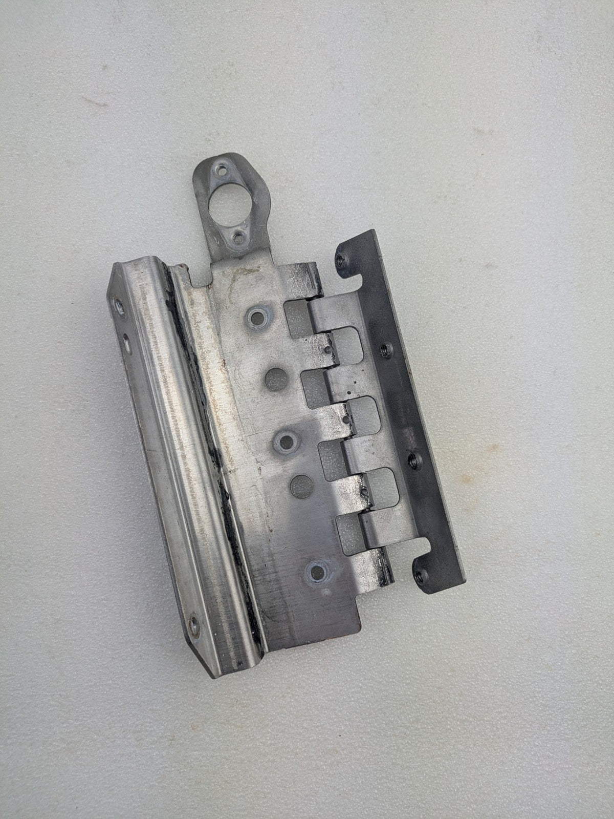 OEM Harley-Davidson Touring 2014+ LEFT Saddlebag Latch 90200521 & Hinge 902009003