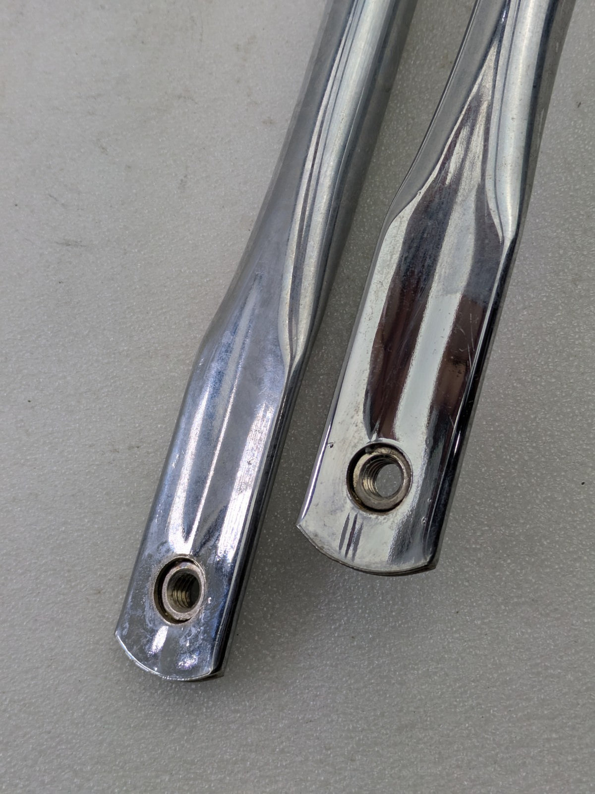 Harley-Davidson OEM Touring 49193-09 Saddlebag Crash Bars Left & Right Chrome4