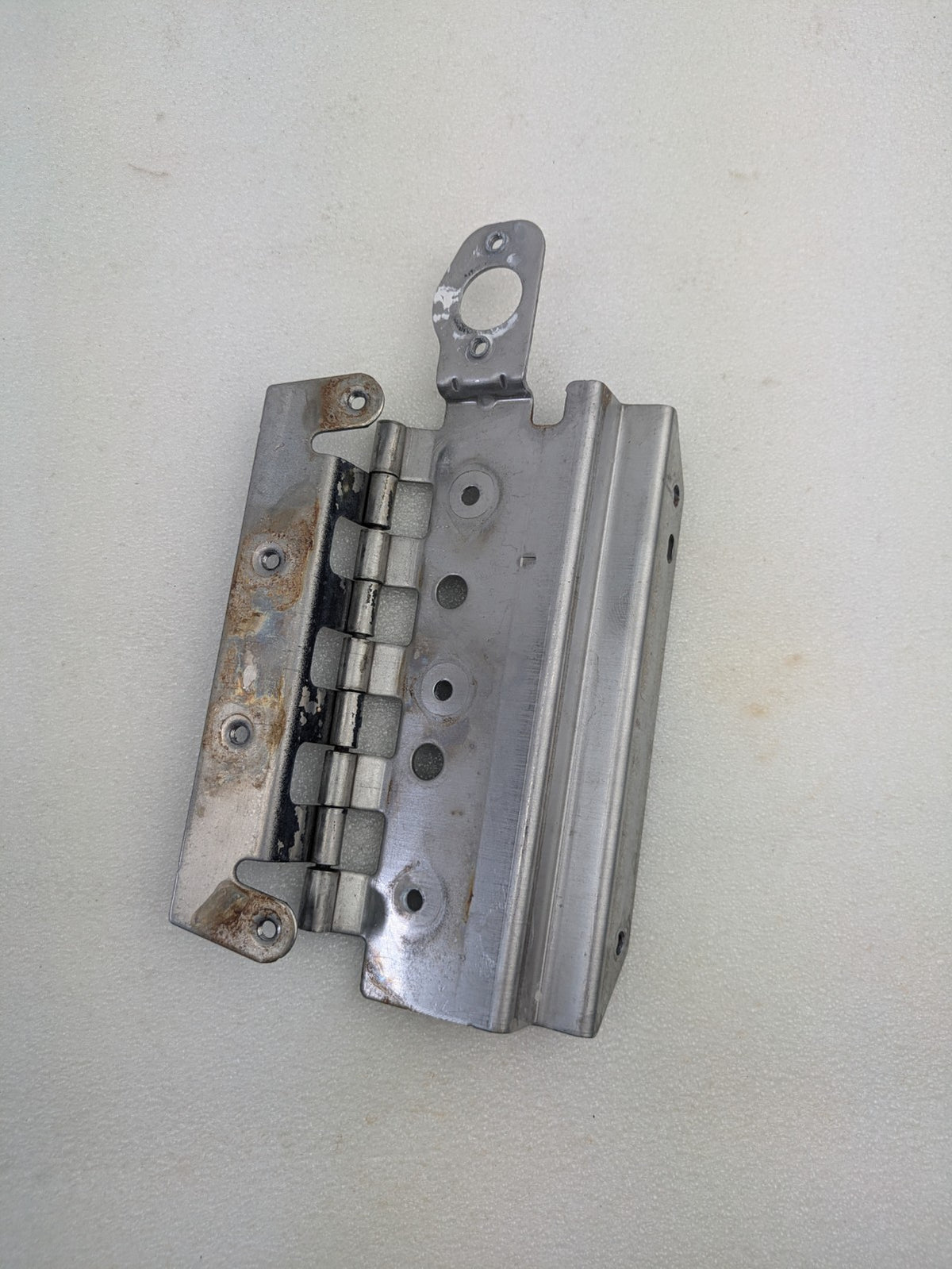 OEM Harley-Davidson Touring 2014+ LEFT Saddlebag Latch 90200521 & Hinge 902009004