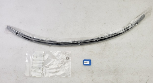 Harley 61400224 Billet Windshield Trim with Washers For 14-Later Touring Batwing0