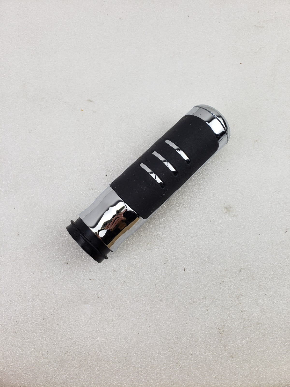 Genuine Harley-Davidson 56100050 Right Streamliner Collection Heated Hand Grip5