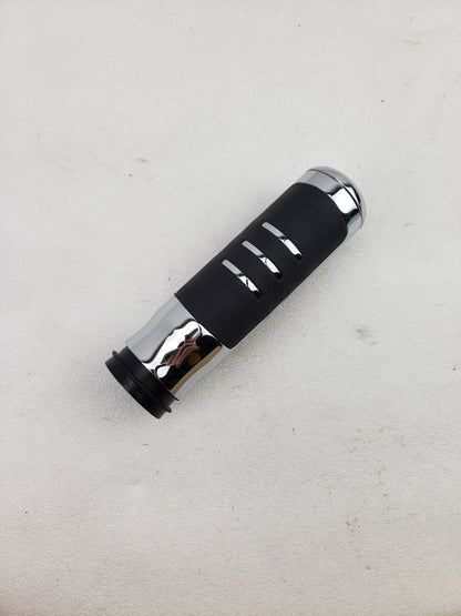 Genuine Harley-Davidson 56100050 Right Streamliner Collection Heated Hand Grip5