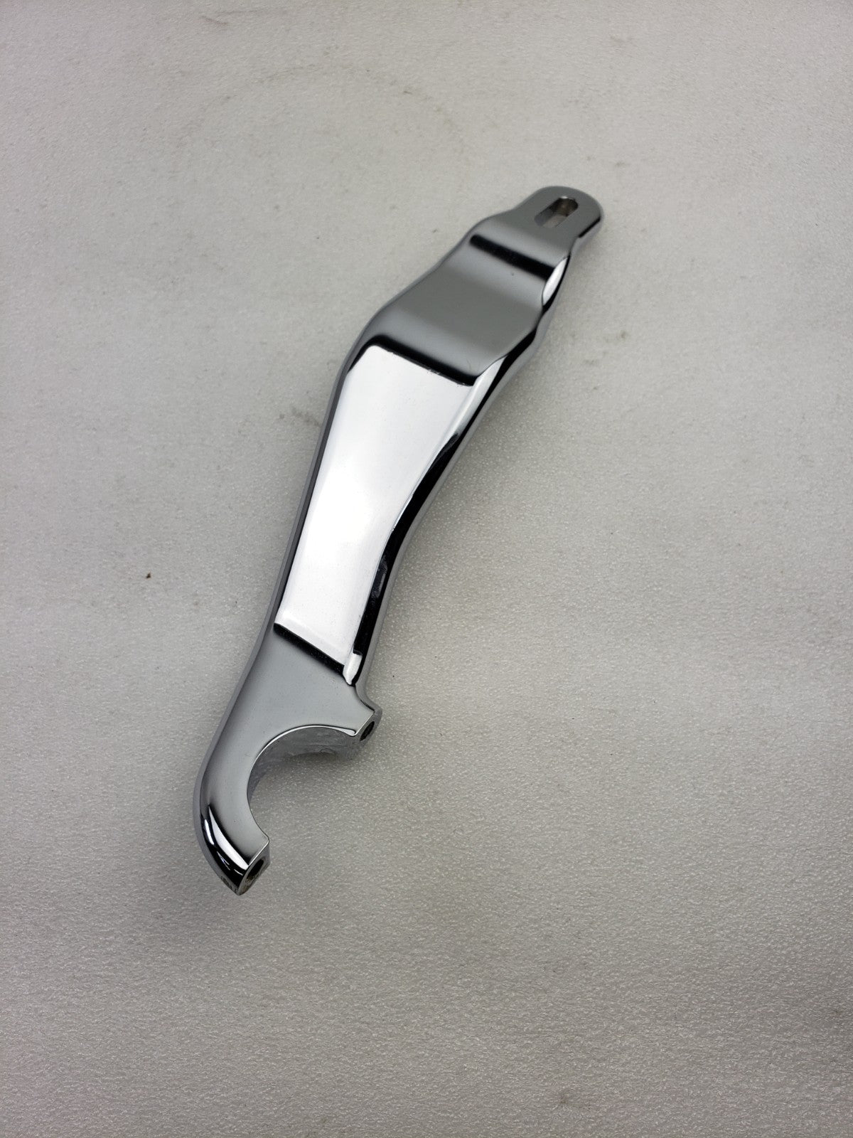Harley-Davidson 47200261 LH Fairing Support Bracket for 15-24 Road Glide Models4