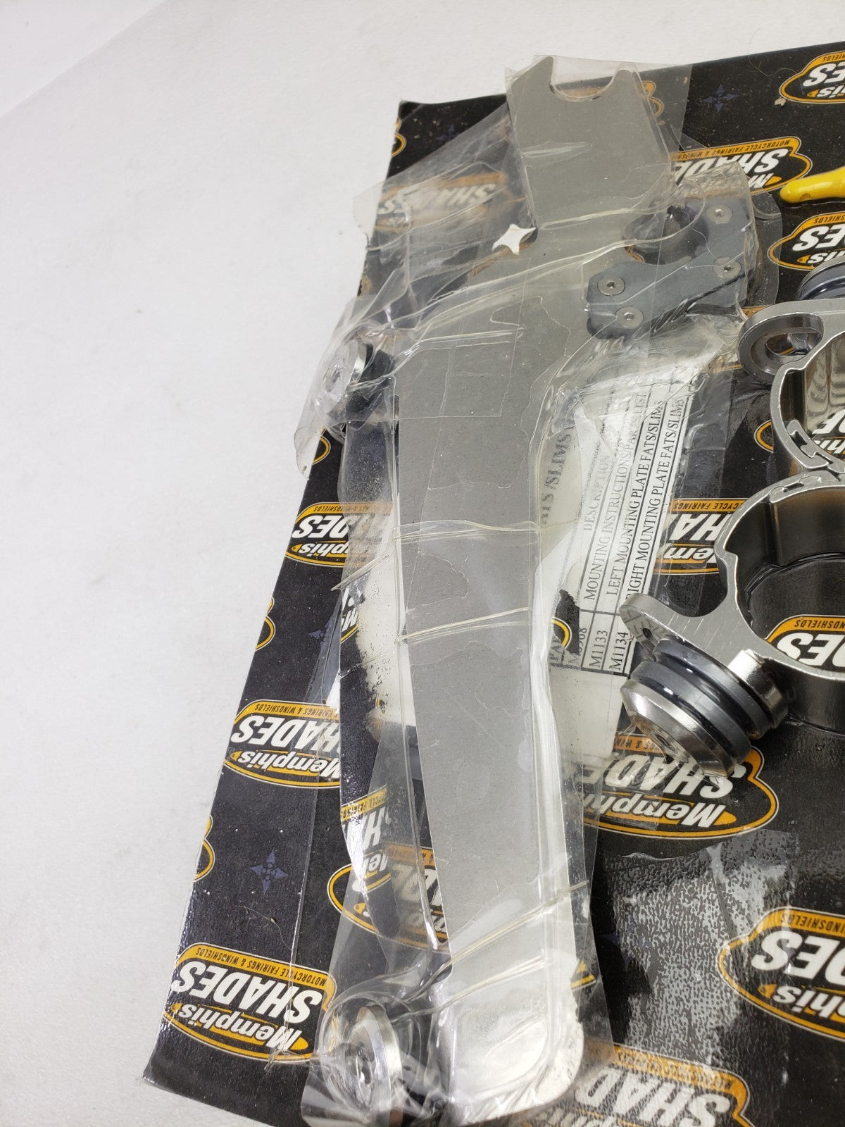 Memphis Shades MEM8920 Trigger-Lock Mount Kit For 85-13 Harley Softail Models5