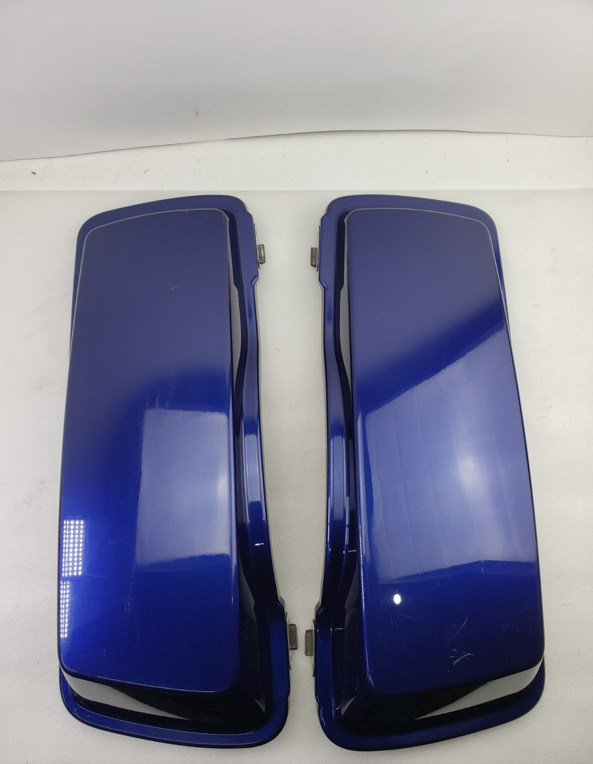 Harley 90606-06BXT / 90607-06BXT Left + Right Saddlebag Lids Deep Cobalt Purple1