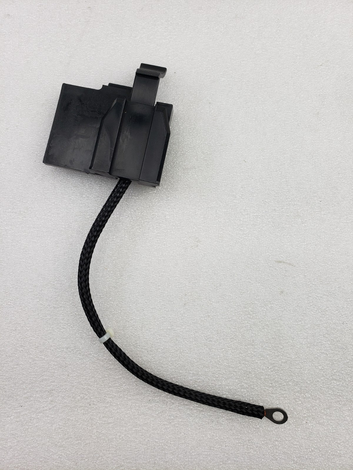 New Genuine Harley 2000-2017 Softail Gas Tank Fuel Level Sender Bracket 75307-074