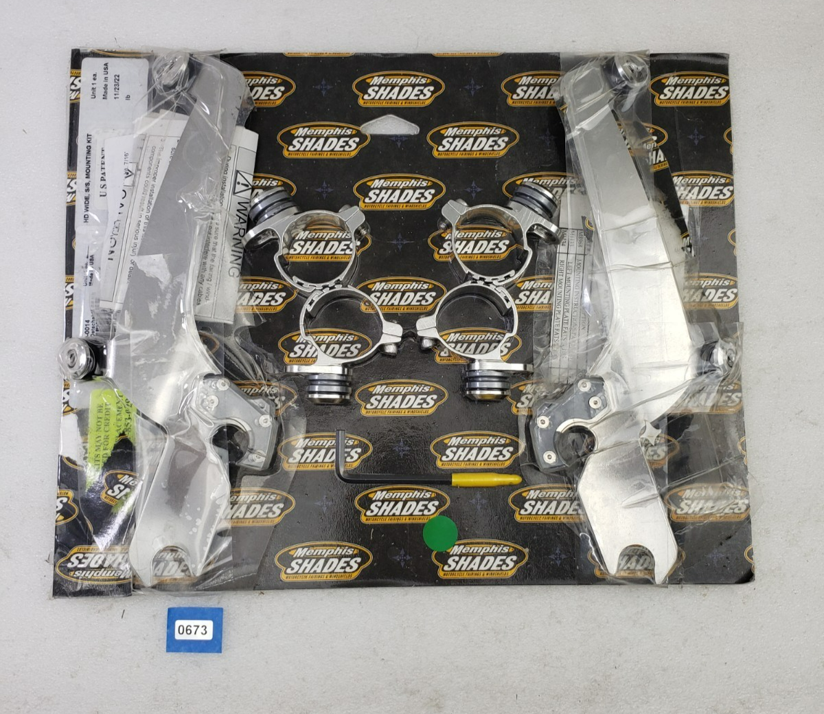 Memphis Shades MEM8920 Trigger-Lock Mount Kit For 85-13 Harley Softail Models0