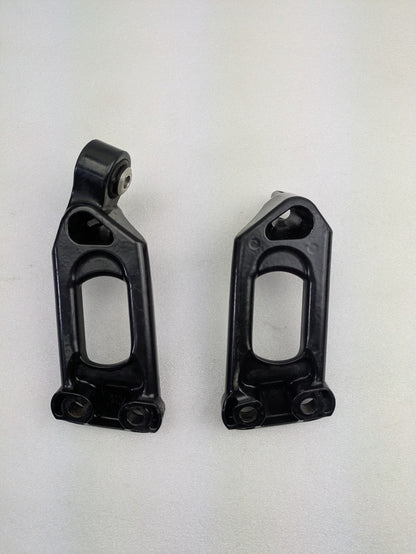 Harley-Davidson V-Rod Night Rod Left & Right Passenger Footrest Mounts2