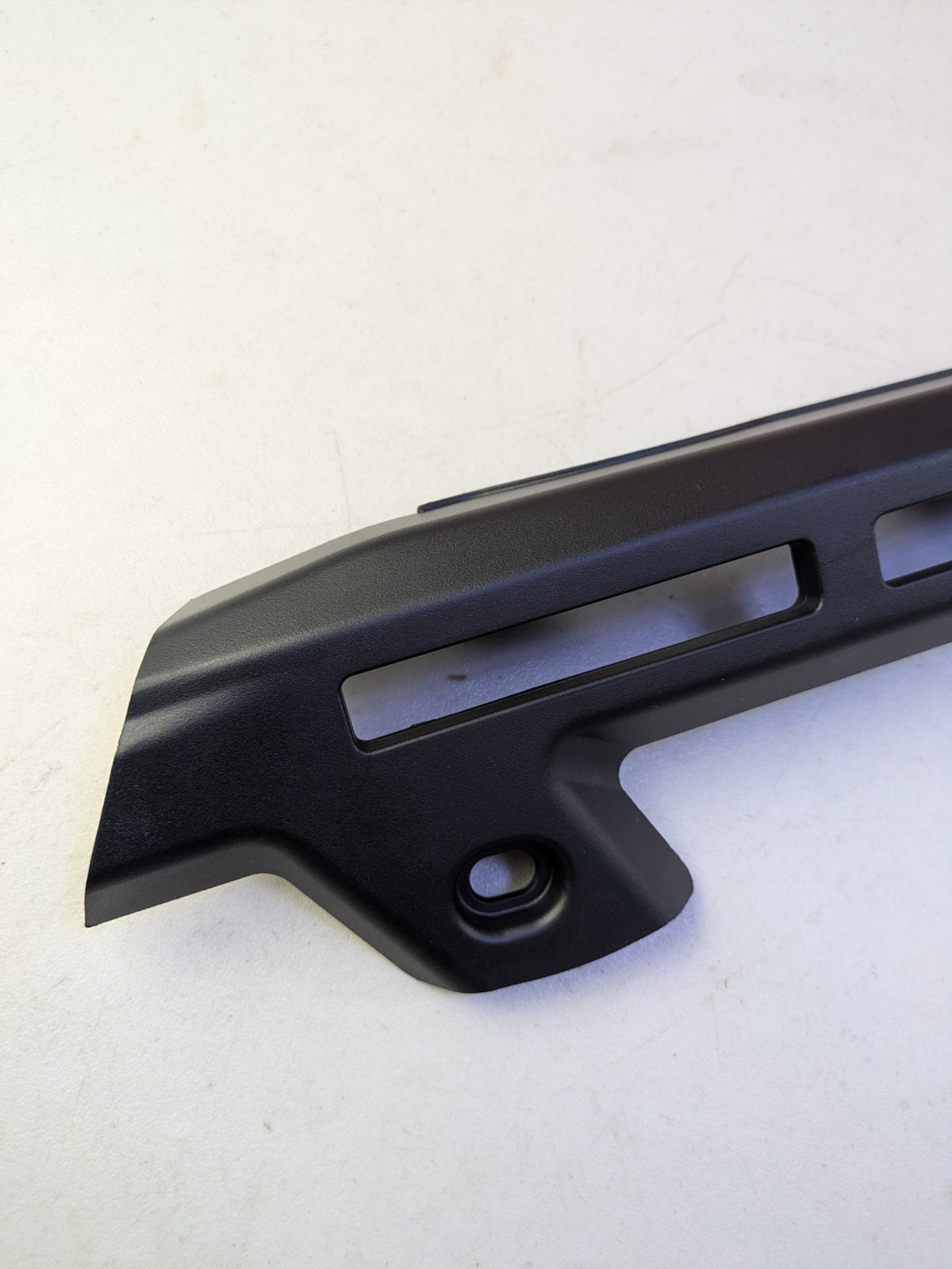 Harley-Davidson Sportster Nightster RH975 Upper Debris Belt Guard 603002134