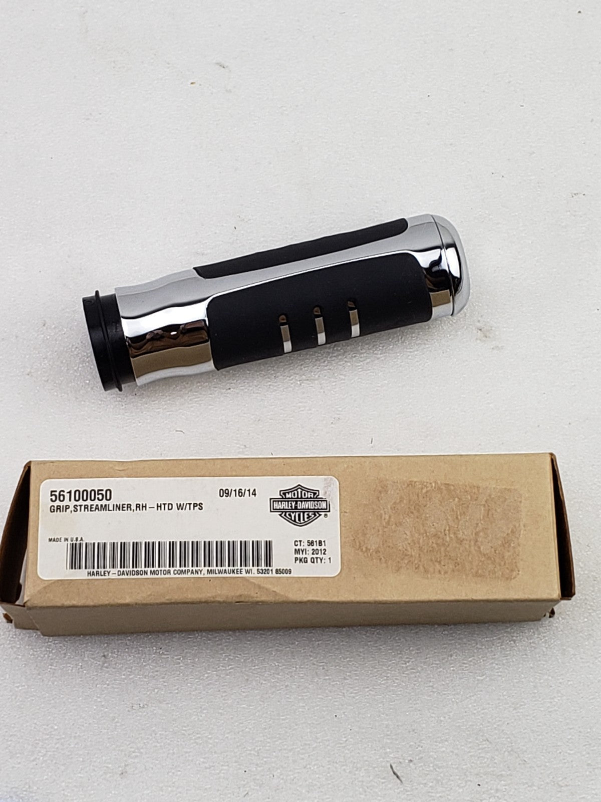 Genuine Harley-Davidson 56100050 Right Streamliner Collection Heated Hand Grip0