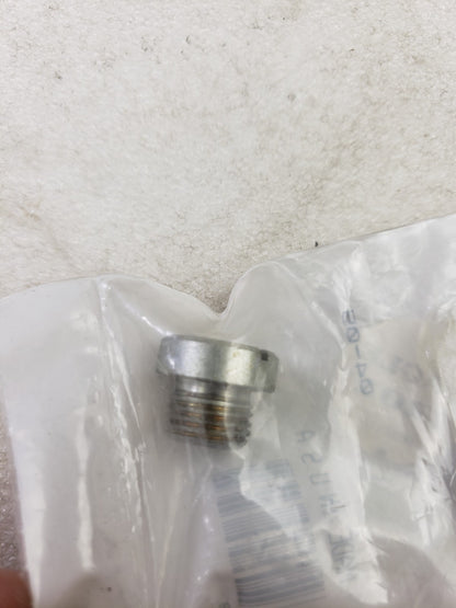 Harley-Davidson 657 Tappet Oil Screen Plug OEM for 70-80 Big Twin3