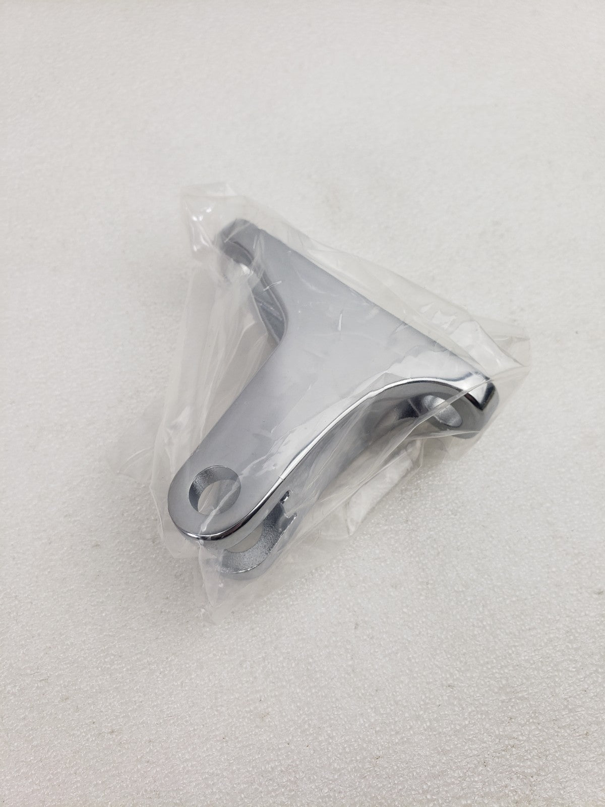 Harley-Davidson 50500462A Footpeg Mounting Bracket Chrome 2016-23 Road Glide5