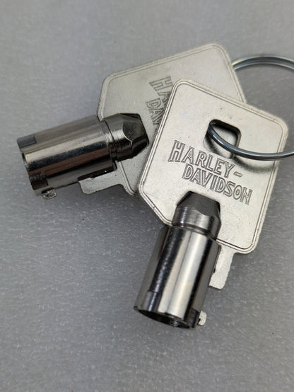 Genuine OEM Harley-Davidson Barrel Key Set Pair 71452-91A / 90300043 CODE: 31812